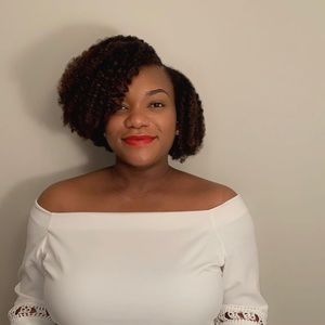 Meet your Posher, Amelia